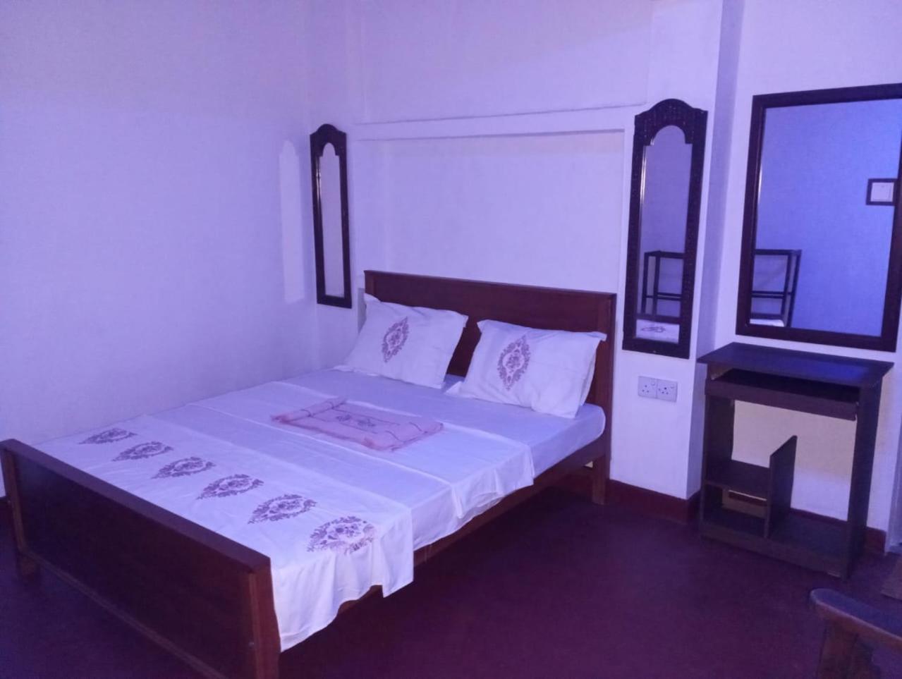 Relax Home Rambukkana Екстериор снимка