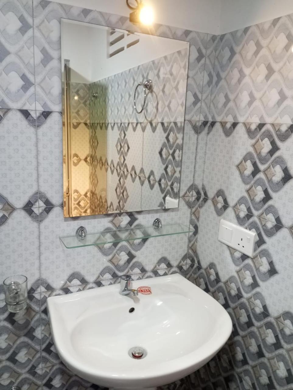 Relax Home Rambukkana Екстериор снимка