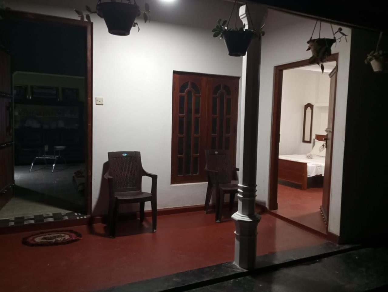 Relax Home Rambukkana Екстериор снимка