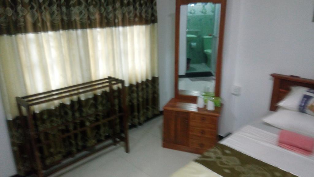 Relax Home Rambukkana Екстериор снимка