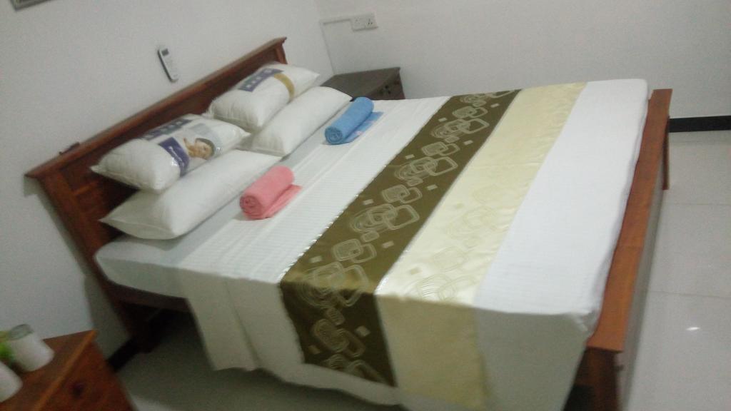 Relax Home Rambukkana Екстериор снимка