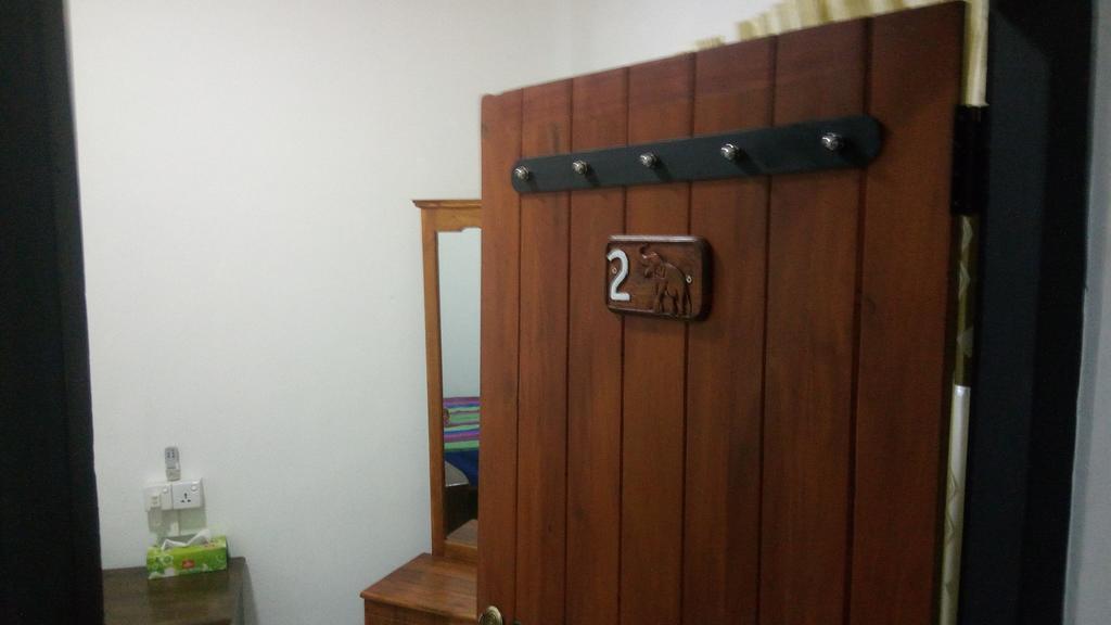 Relax Home Rambukkana Екстериор снимка